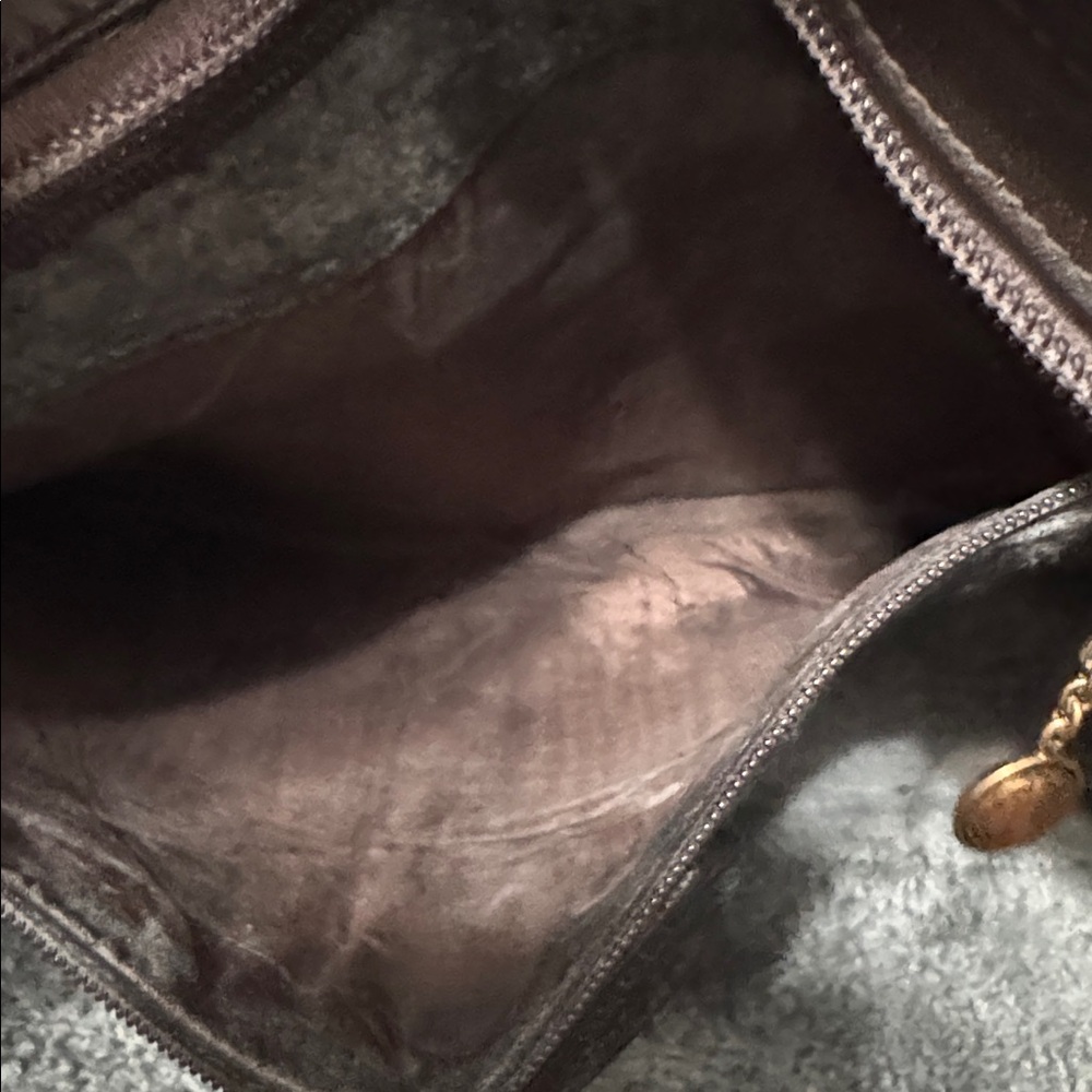 Rare GUCCI. Leather shoulder bag with card - Picture 11 of 15